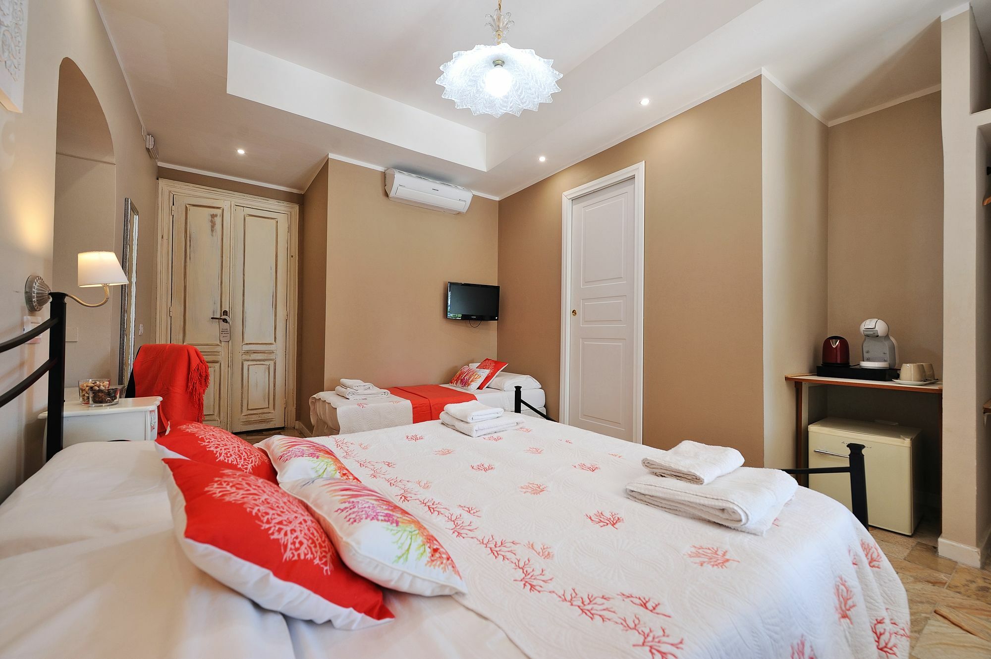 Onda Marina Rooms Кальяри Экстерьер фото