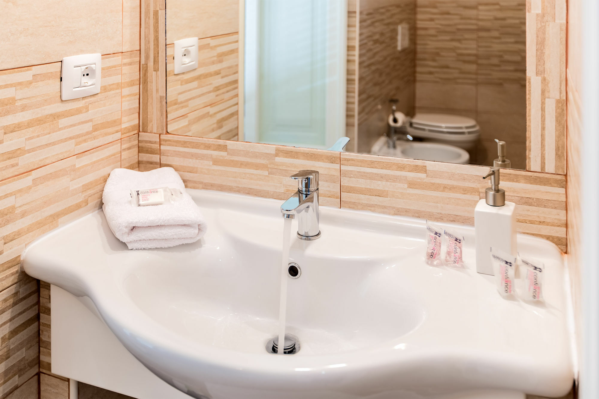 Onda Marina Rooms Кальяри Экстерьер фото